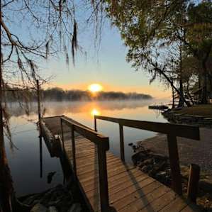 Paradise Park River Retreat