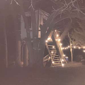 Treehouse on the Creek