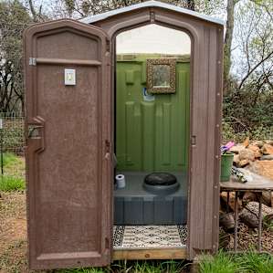 Amenities - restroom was clean, and has mirror!