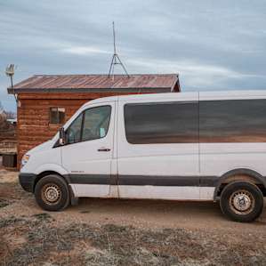 We were able to park conveniently right next to the cabin.