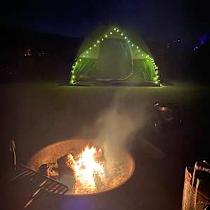 Great fire pit for s’mores .