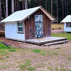 Heartwood Mendocino Cozy Cabin #2