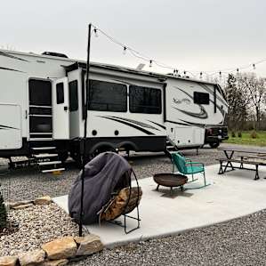Convenient Country RV Spot