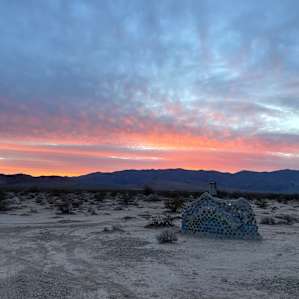 Death Valley Camping w/ Amenities