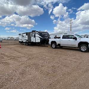 Great access for any size rig, that’s 70’ and there is plenty of room.
Check out that sky!!