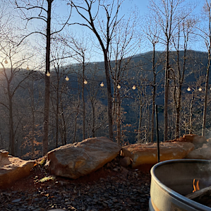Private Campsite / Mountain Views!