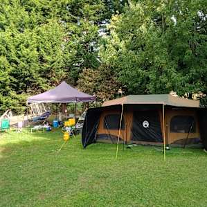 Flat shady campsite. Lots of space.