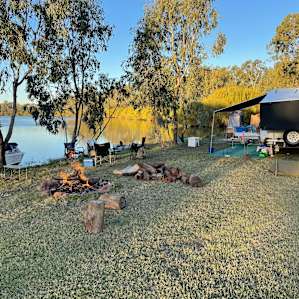 Curlew Camp - Birds & Fishing
