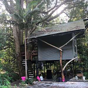 Crystal Creek Treehouse