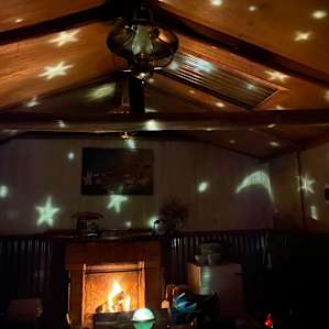 Snuggly cabin with fire - just an amazing place to stay!