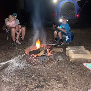 Wooded campsites on the Waccamaw
