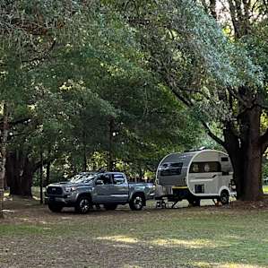 Spacious Oak Hammock