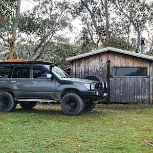 Such an amazing little cabin.