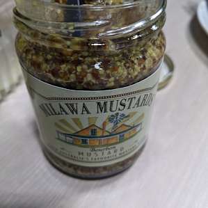 A day trip out to Milawa (Mustard, Cheese, Gamze Smokehouse and Indigo Wines) was excellent time spent if not exactly excellent for the waist line.