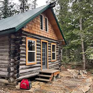 Keystone Cabin in The Kootenays