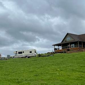 It looks close to the house but it is a comfortable distance, you have your privacy.