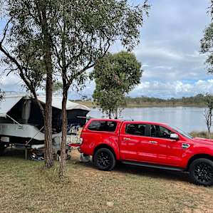 Lake View Camping