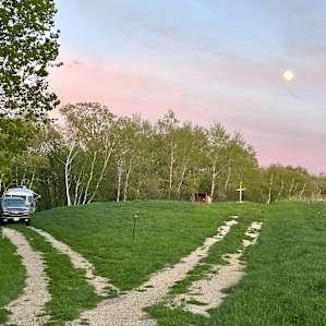 ROUND MOUND CAMPSITE