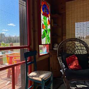 Woods and Meadows Dragon Loft Cabin