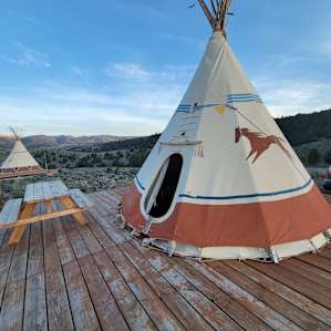 Wild Horse TIPI Near Bryce Canyon