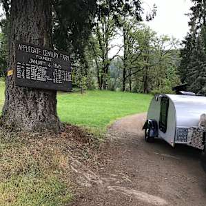 Applegate Century Farm