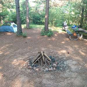 I love this spot perfect for evening fire, and enjoyed picnic table