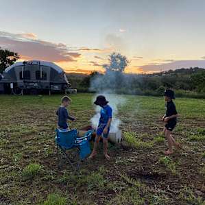 Booyong Farm - Hinterland Hideaway