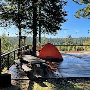 The Deck on Albion Ridge