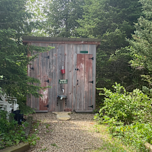 Log Cabin at the Edge