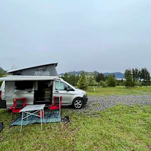 The mountain views were amazing. A beautiful scene to wake up and have breakfast to.