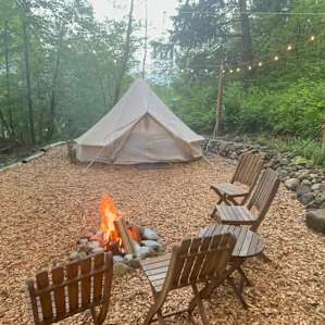 Glamping Private North Bend Stay!