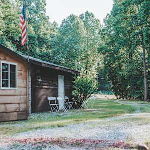 Hanging Dog Glamp Camp