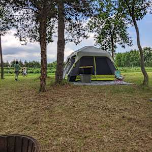 Haskap MN Quiet space RVs/Trailers