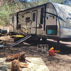 Thousand Oaks Campsites