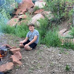 ELEVATED WESTERN CREEKSIDE CAMPING