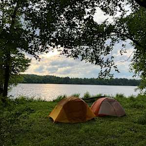 Camping on the Tennessee River
