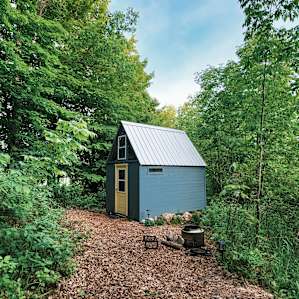 Modern Minimalist Bunkie