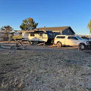 Shows our 26' trailer and 22' Tundra at site