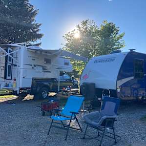 Kountry Riverside Hideaway