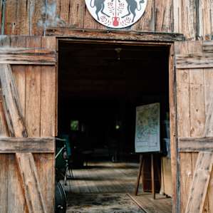 They hold concerts, yoga classes, dance classes, and outdoor education here.