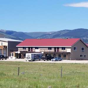 Ennis - Madison Valley camping