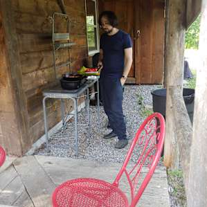 Grilling table