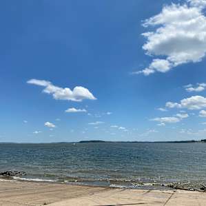 Lake red rock biggest lake in Iowa!