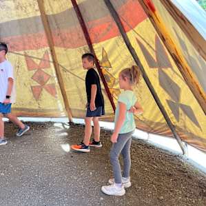 Bear Den Glamping