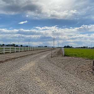 Driveway is easy to navigate