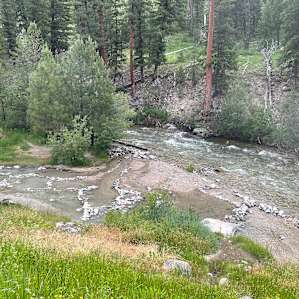 Lower soaking pools