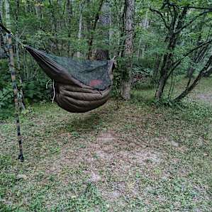 Brookhollow Riverfront Campsite