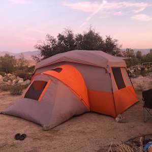 We had a 14’x14’ tent and it fit very well.