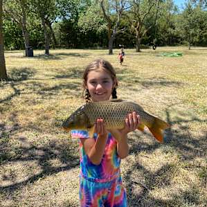 She pulled this out of the river with her hands 😎
