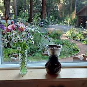 A Tiny Peace of Paradise